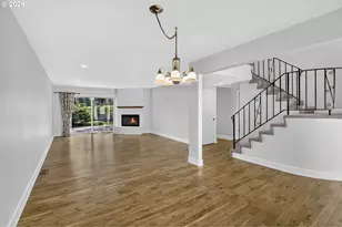 15640 SW Greenleaf Ct, Portland, OR 97224 - Photo 8