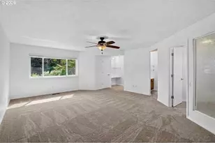 15640 SW Greenleaf Ct, Portland, OR 97224 - Photo 20