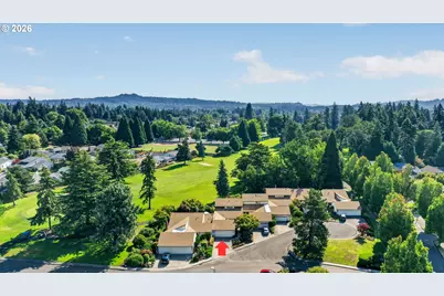 15640 SW Greenleaf Ct, Portland, OR 97224 - Photo 28