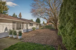 5214 NE Jessup St, Portland, OR 97218 - Photo 32