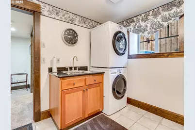 2400 H St, Vancouver, WA 98663 - Photo 40