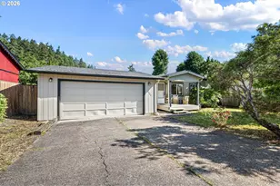 5949 Lilac Ln, Springfield, OR 97478 - Photo 2