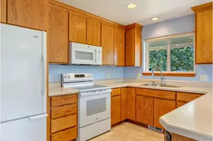 1451 SW Alder Ave, Warrenton, OR 97146 - Photo 8