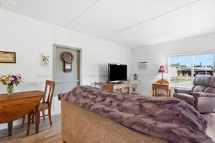 3486 Rainbow Loop, Hubbard, OR 97032 - Photo 4
