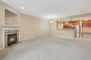 3870 Summerlinn Dr, West Linn, OR 97068 - Photo 10