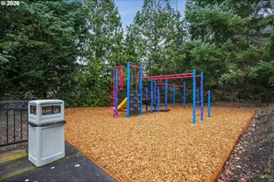 3870 Summerlinn Dr, West Linn, OR 97068 - Photo 26