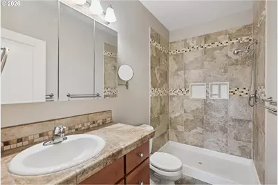 3870 Summerlinn Dr, West Linn, OR 97068 - Photo 22