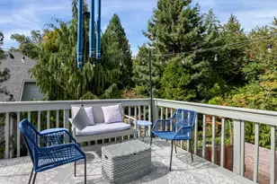 8411 SE Clatsop Ct, Portland, OR 97266 - Photo 4