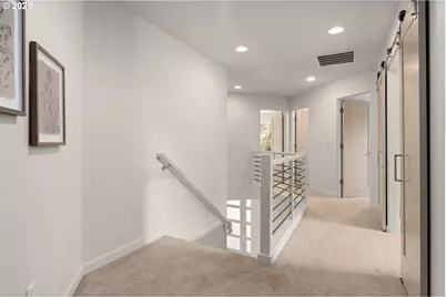 5540 SW Brugger St, Portland, OR 97219 - Photo 22