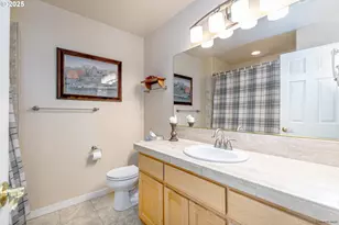 14732 SE Duke St, Portland, OR 97236 - Photo 34