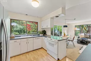 1269 Rockinghorse Ln, Lake Oswego, OR 97034 - Photo 12