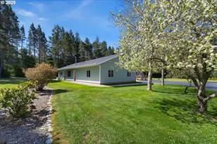 55654 Prosper Jct Rd, Bandon, OR 97411 - Photo 10