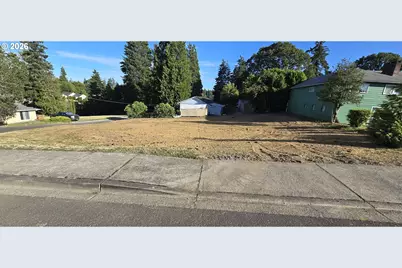 510 W 5th St, La Center, WA 98629 - Photo 4