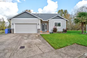 470 Burghardt Dr, Molalla, OR 97038 - Photo 2