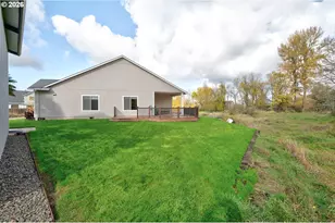 470 Burghardt Dr, Molalla, OR 97038 - Photo 4