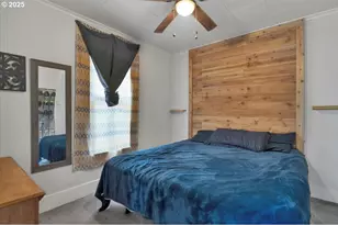 205 N 3rd St, Jefferson, OR 97352 - Photo 16