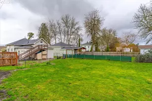 205 N 3rd St, Jefferson, OR 97352 - Photo 26