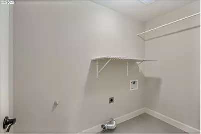 8826 SW Spruce St, Portland, OR 97223 - Photo 22