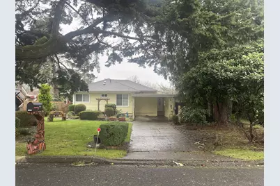 1012 1st St, Florence, OR 97439 - Photo 1
