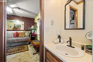 23896 NW Mt Richmond Rd, Yamhill, OR 97148 - Photo 22