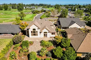 2815 Hazelnut Dr, Woodburn, OR 97071 - Photo 4