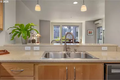 1125 NW 9th Ave #418, Portland, OR 97209 - Photo 16