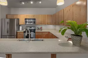 1125 NW 9th Ave, Portland, OR 97209 - Photo 14