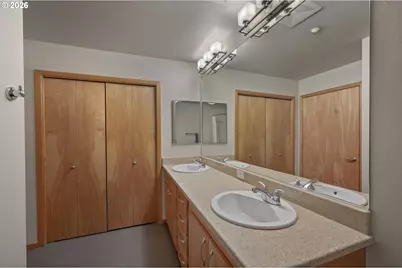 1125 NW 9th Ave #418, Portland, OR 97209 - Photo 30