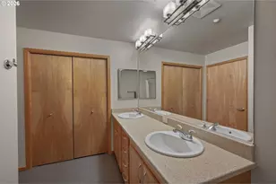 1125 NW 9th Ave, Portland, OR 97209 - Photo 30