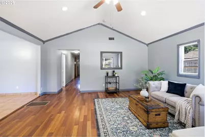 911 T St, Vancouver, WA 98661 - Photo 4