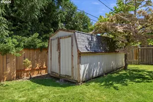 13547 NE Sacramento St, Portland, OR 97230 - Photo 44