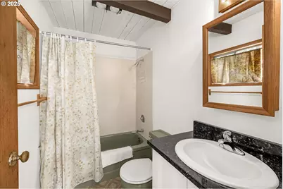 327 Lemwick Ln, Yachats, OR 97498 - Photo 14