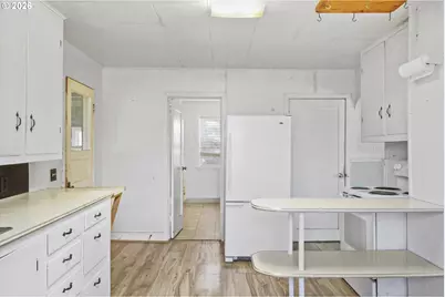 993 42nd Ave, Sweet Home, OR 97386 - Photo 10
