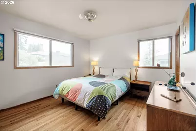 13219 NE Rose Pkwy, Portland, OR 97230 - Photo 16