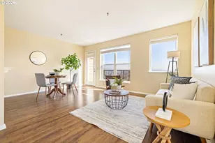 310 NW Uptown Terrace, Portland, OR 97210 - Photo 4