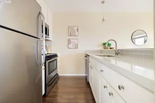 310 NW Uptown Terrace, Portland, OR 97210 - Photo 14