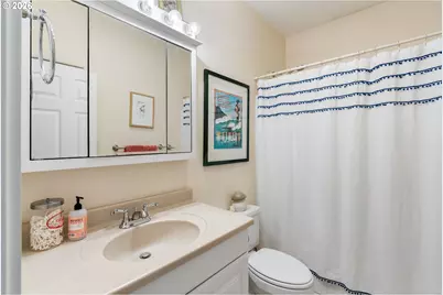 526 W Lincoln St, Bingen, WA 98605 - Photo 26