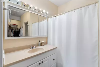 526 W Lincoln St, Bingen, WA 98605 - Photo 22