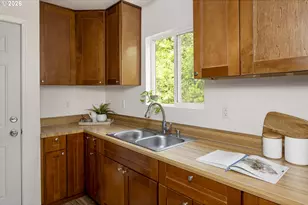 4524 NE Going St, Portland, OR 97218 - Photo 14