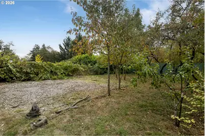 4524 NE Going St, Portland, OR 97218 - Photo 40