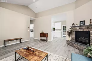 6023 Mondavi Ln, Eugene, OR 97402 - Photo 16
