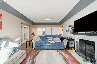 723 N 8th Loop, Coos Bay, OR 97420 - Photo 12