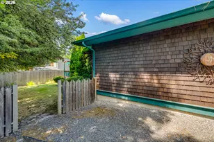 7335 SW 68th Ave, Portland, OR 97223 - Photo 34
