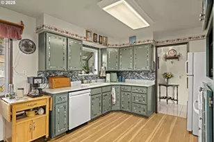 505 SW Tichenor St, Clatskanie, OR 97016 - Photo 14