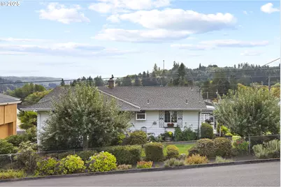 505 SW Tichenor St, Clatskanie, OR 97016 - Photo 6