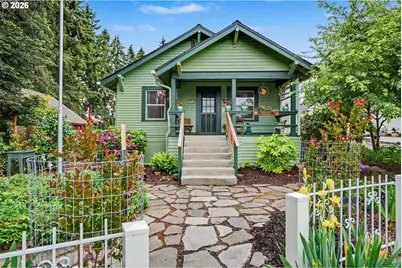 824 Chadwick St, Silverton, OR 97381 - Photo 1