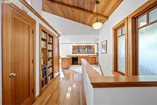 1867 Fircrest Dr, Eugene, OR 97403 - Photo 6