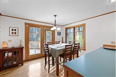 1867 Fircrest Dr, Eugene, OR 97403 - Photo 16