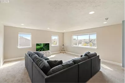 280 NW Double Eagle Ave, Madras, OR 97741 - Photo 14