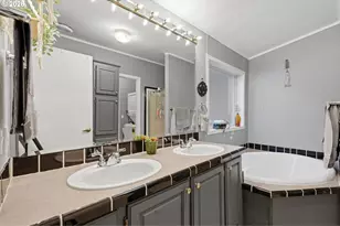 39000 NW Shermans Mill Rd, North Plains, OR 97133 - Photo 18